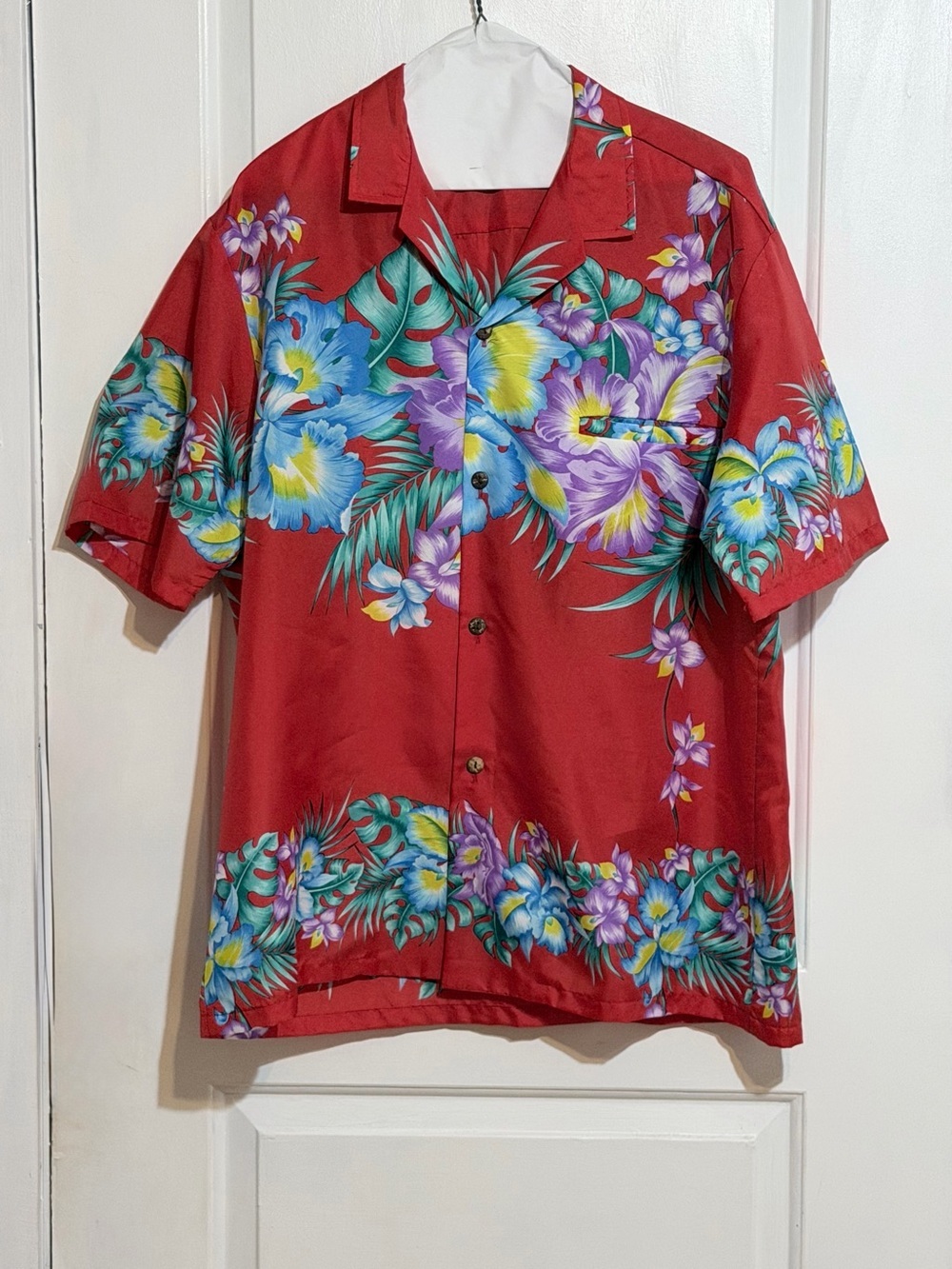 Vintage Royal Creations XL Red Hawaiian Floral Button-Up Shirt